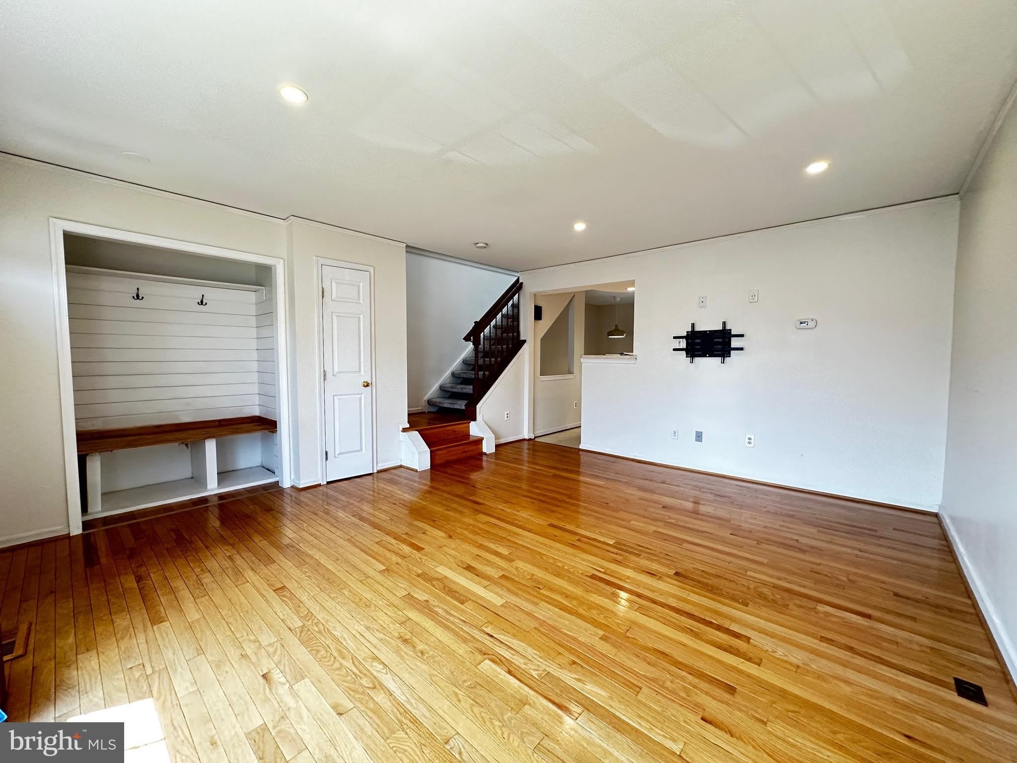 9799 MOCK ORANGE Court – photo 3