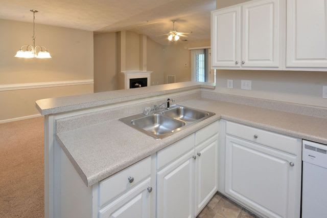Lakeshore Grande – photo 2