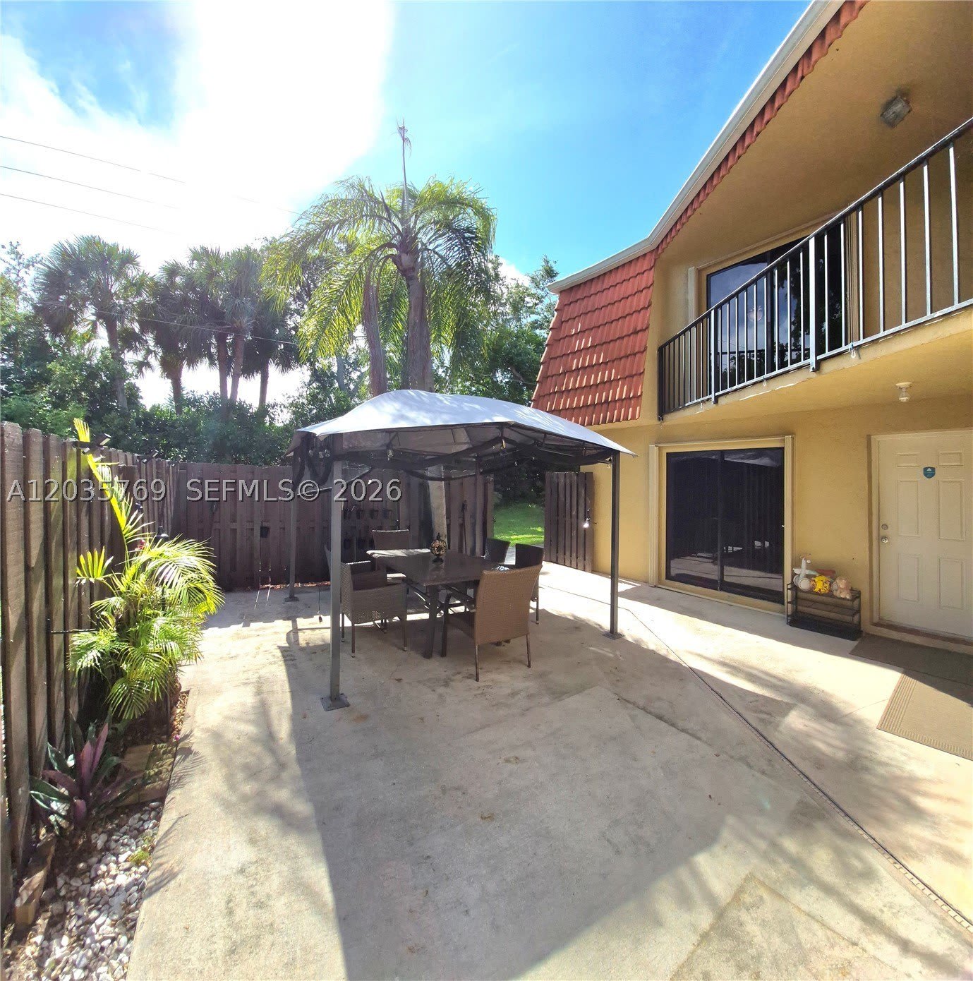 23106 Oxford Pl – photo 3