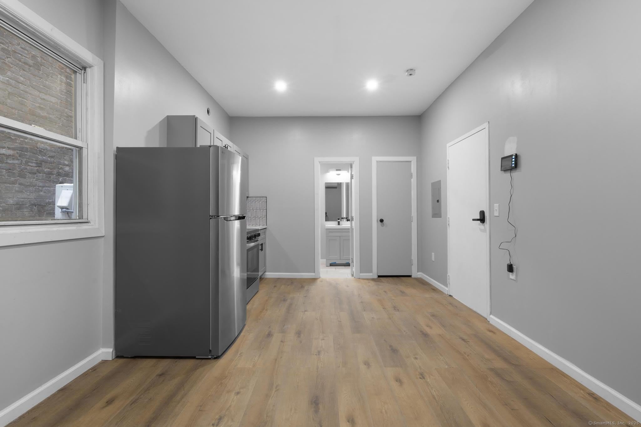 140 Grand Street – photo 4