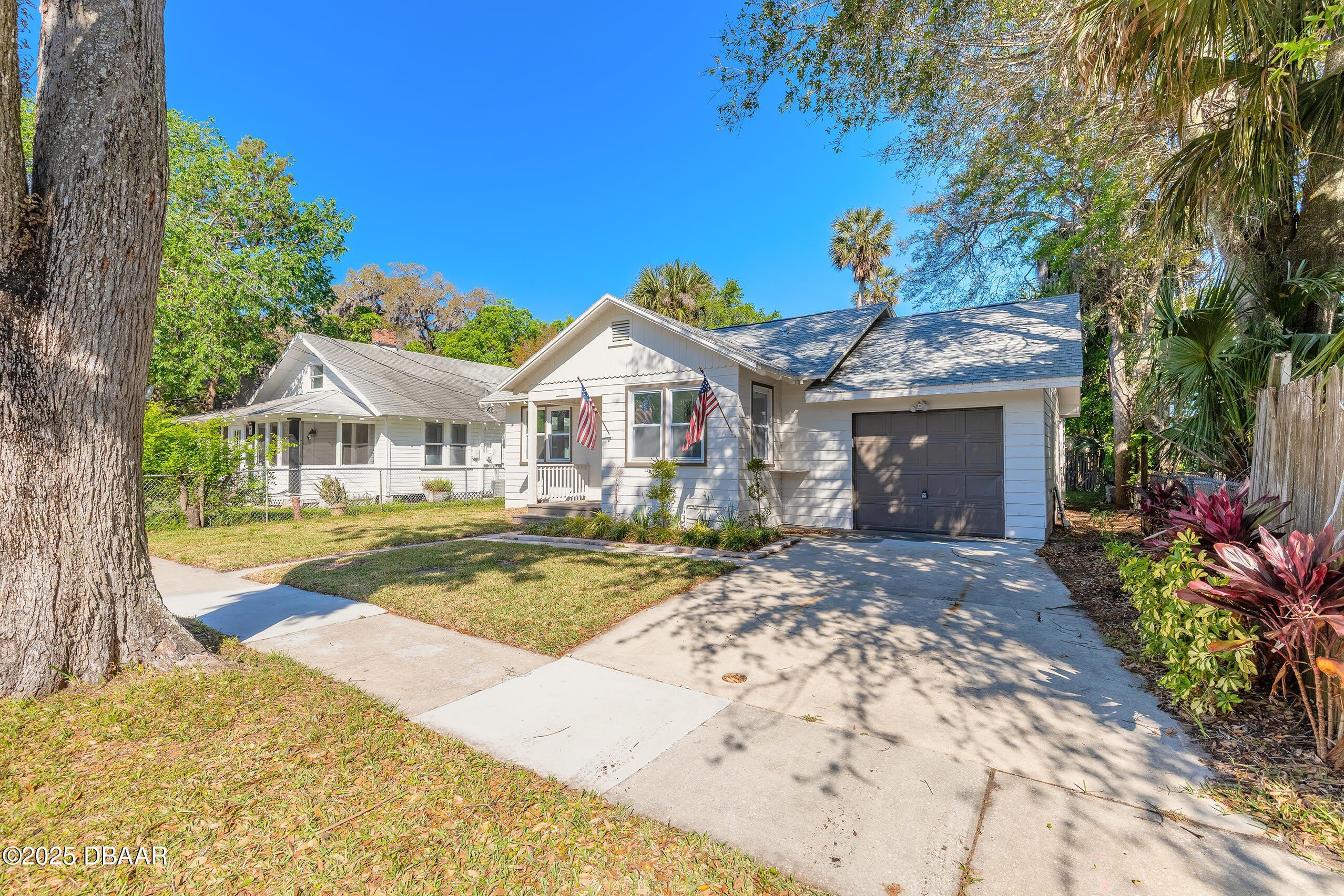 138 Kingston Avenue – photo 3