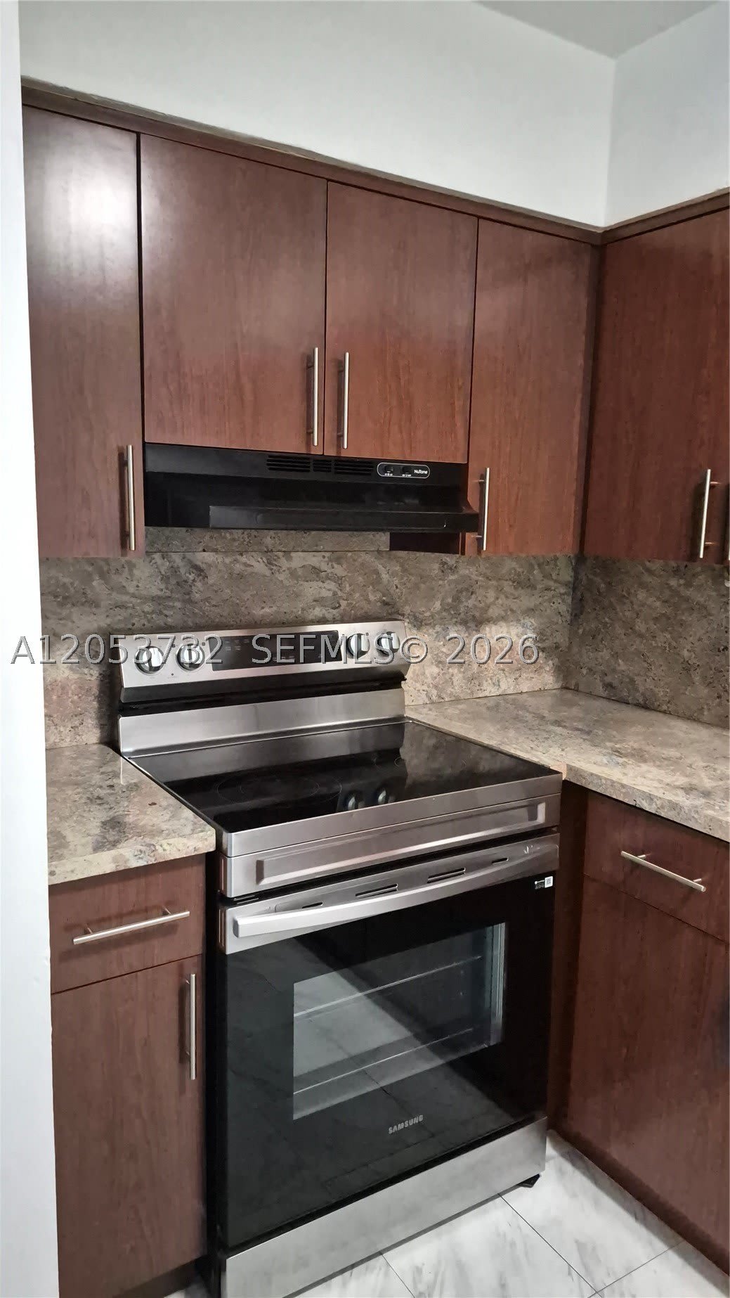 7220 Pembroke Rd – photo 1