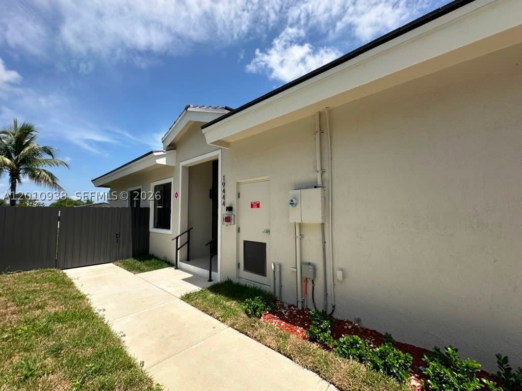 19444 SW 125th AVE – photo 3