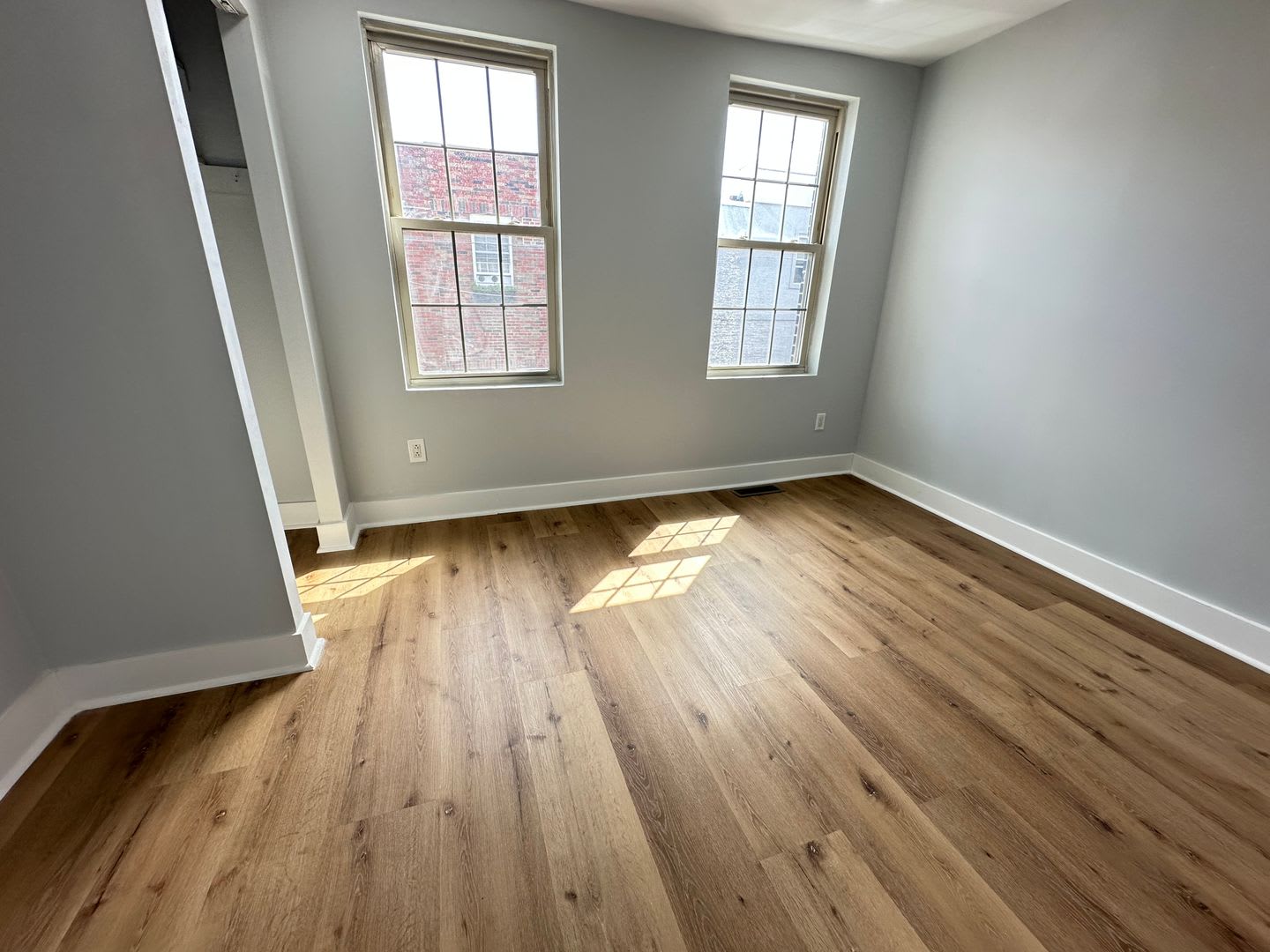3B1.5B House in East Passyunk area Available NOW – photo 4