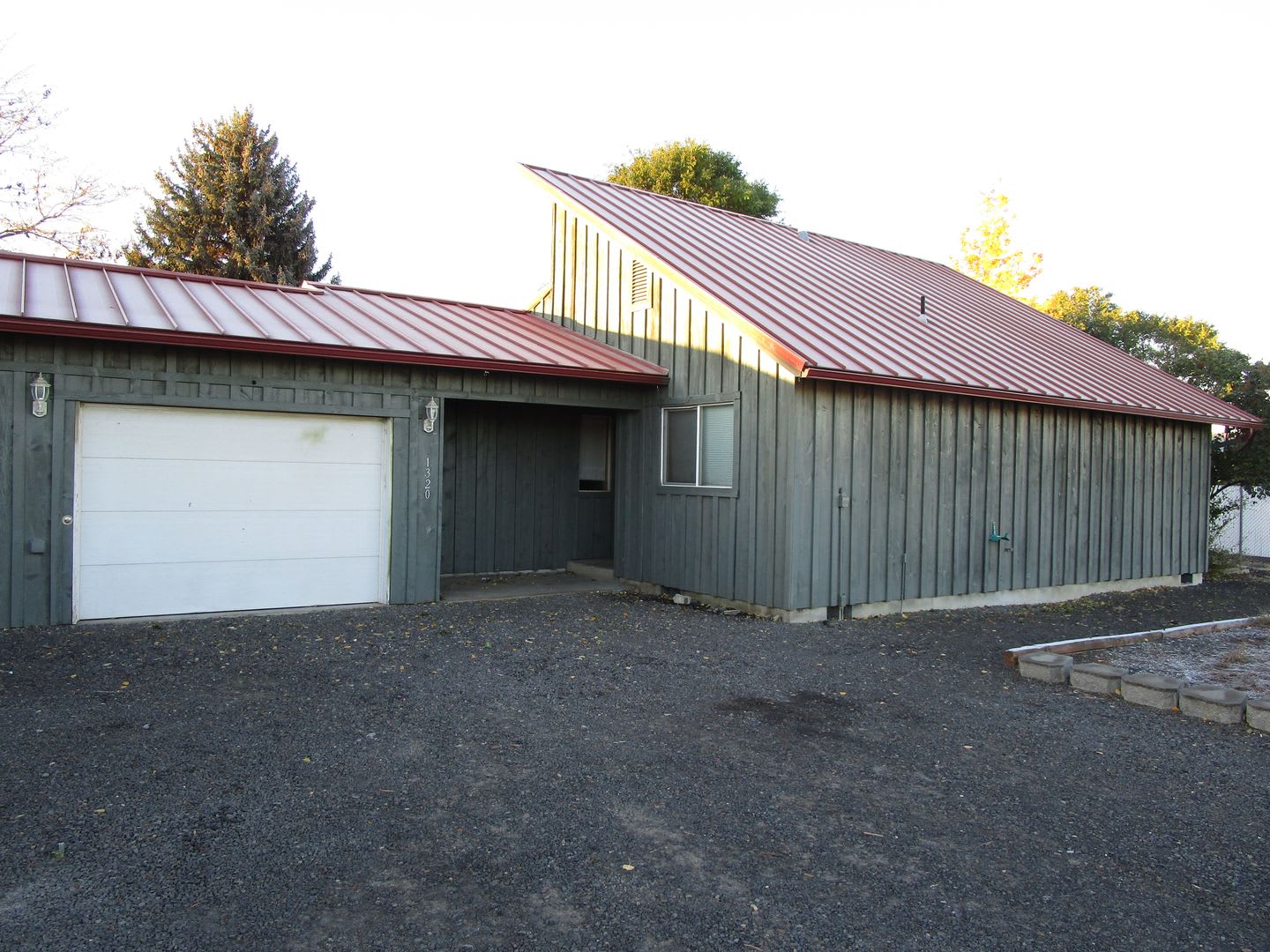*PRICE IMPROVEMENT* House Right By Ward Rhoden Stadium – photo 1