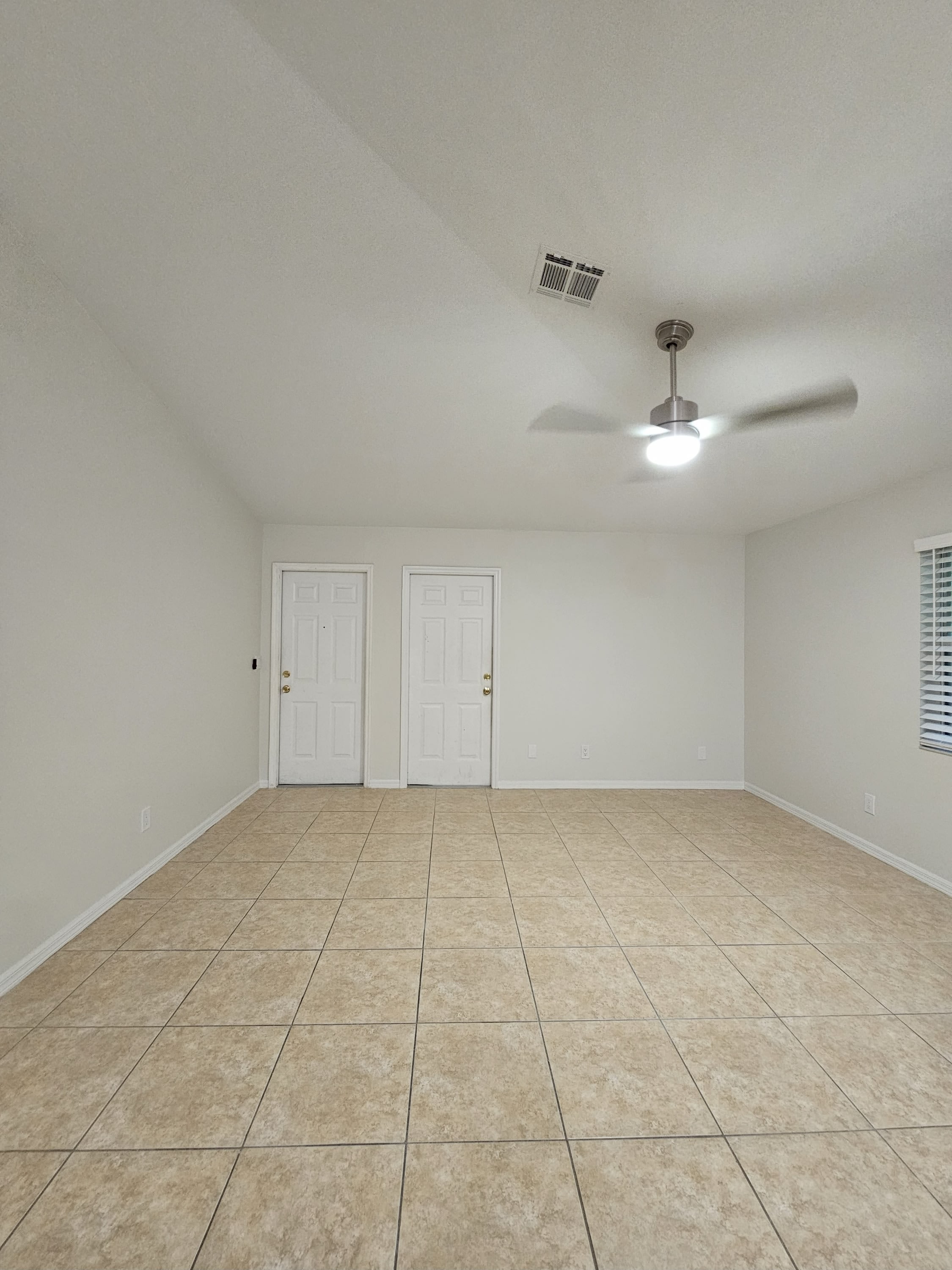 9209 Seville Road – photo 3