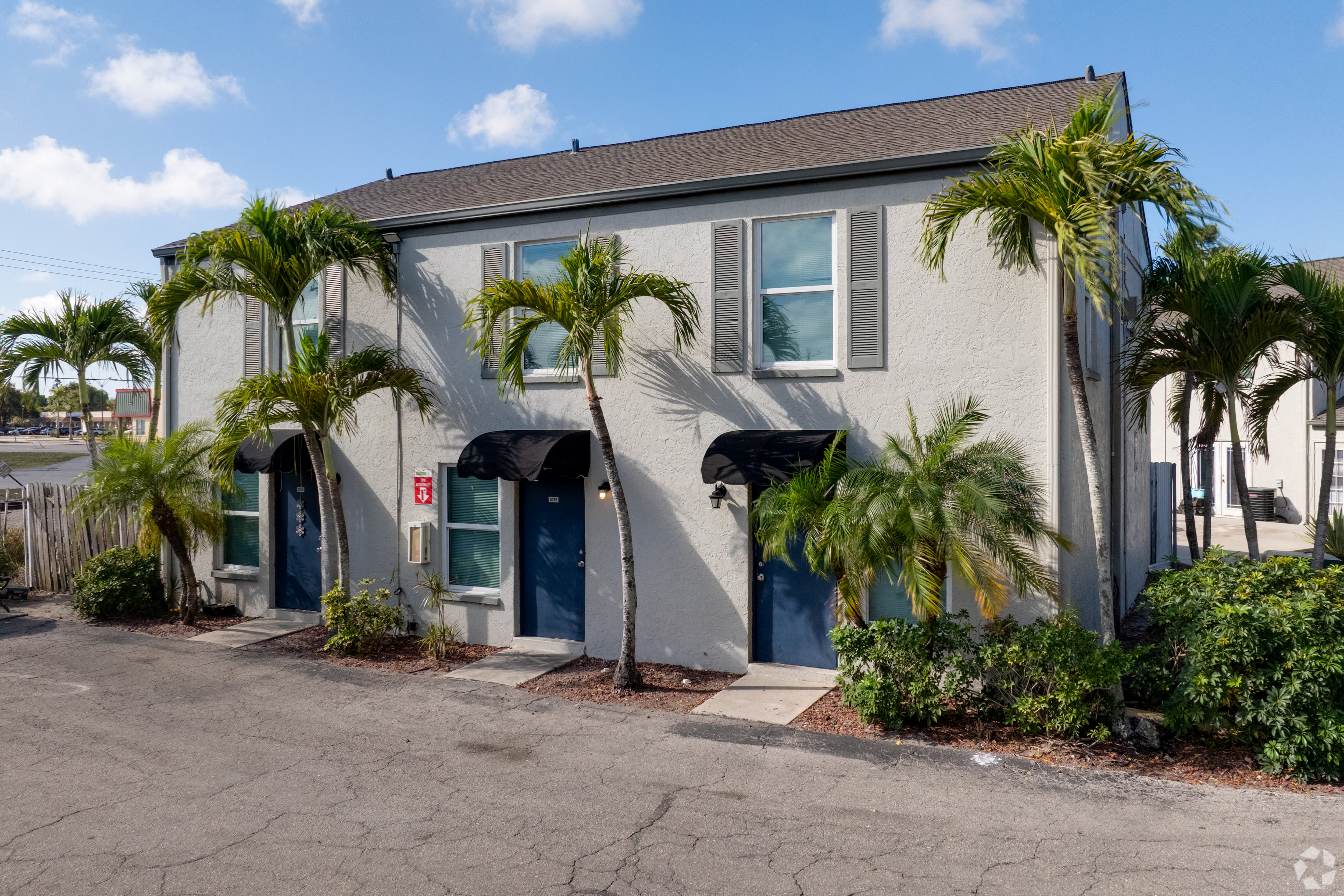 Woodside Villas – photo 2