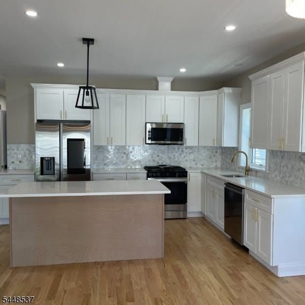 1297 Avy St – photo 2