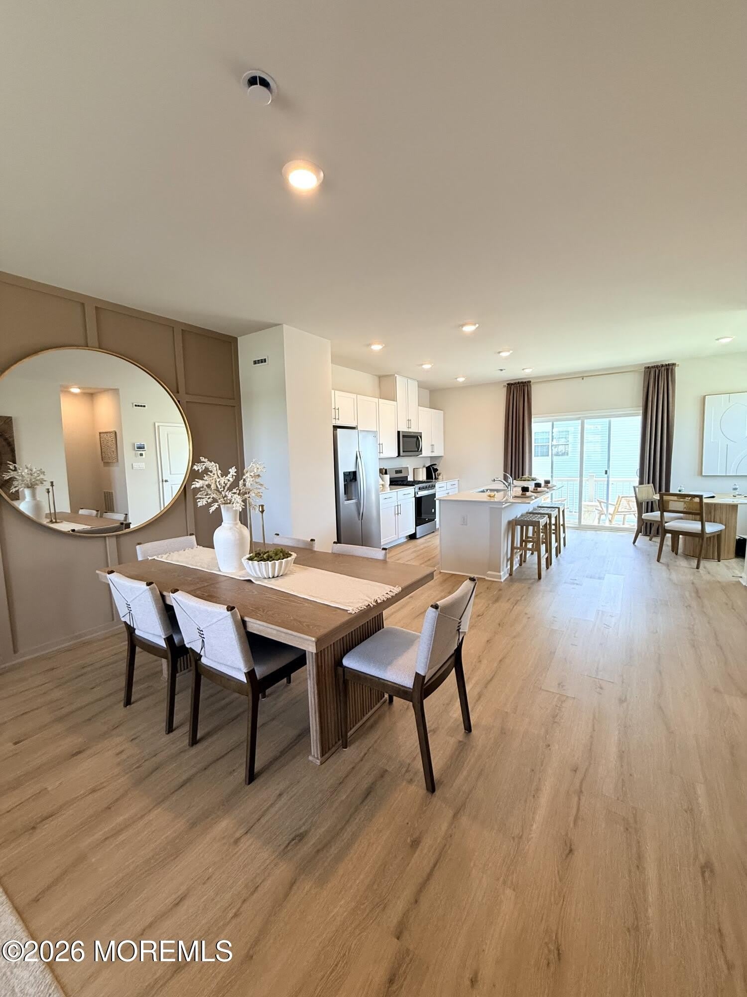 106 Clinton Street – photo 1