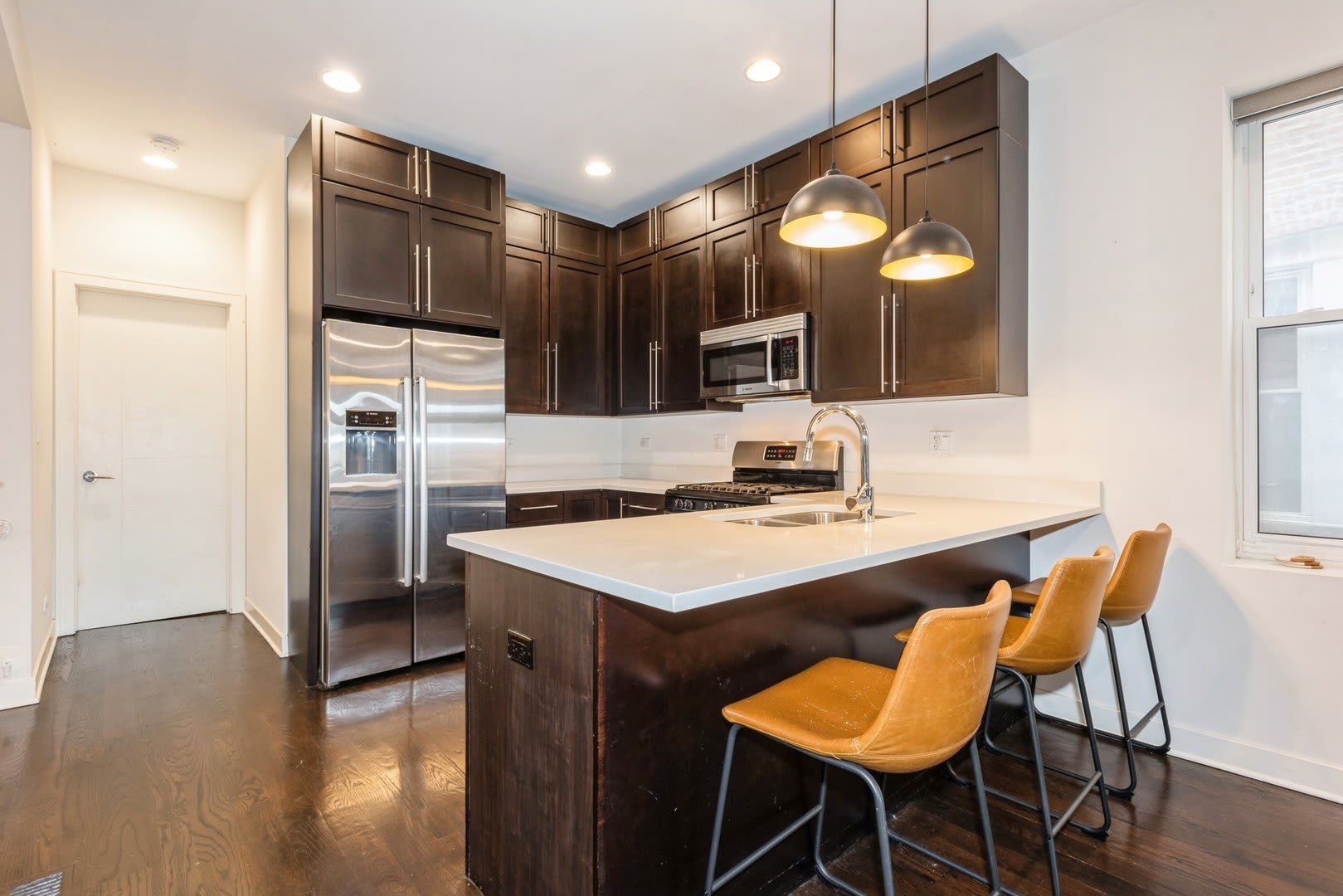 2322 W AUGUSTA Boulevard – photo 5