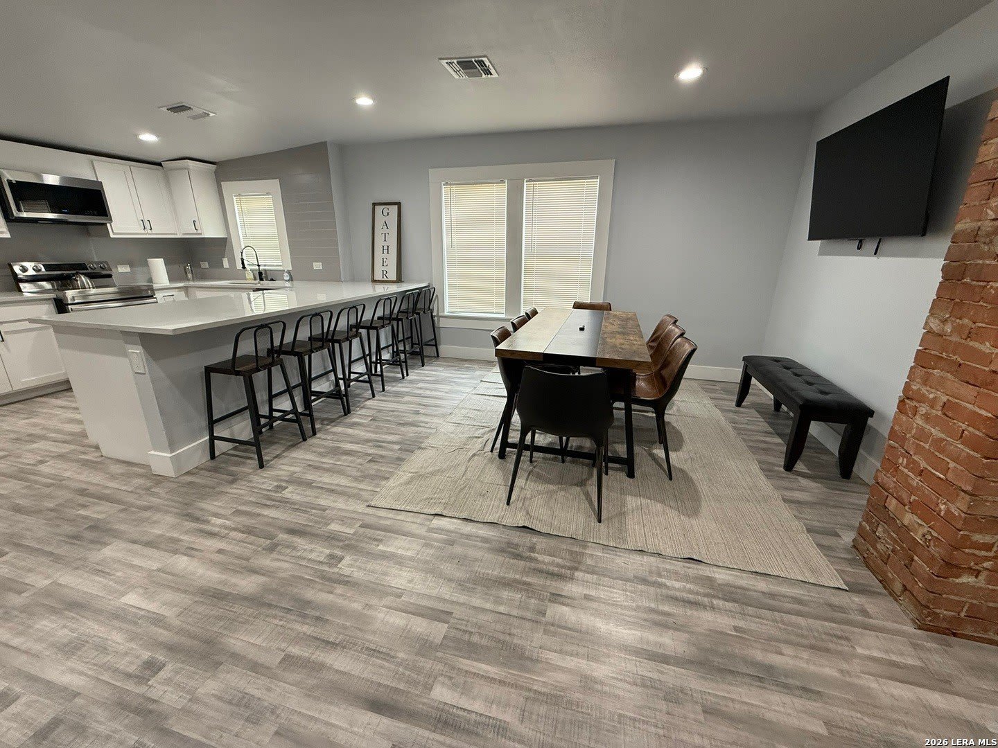 1607 N Pine Street – photo 4