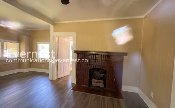 1838 31st St – photo 5