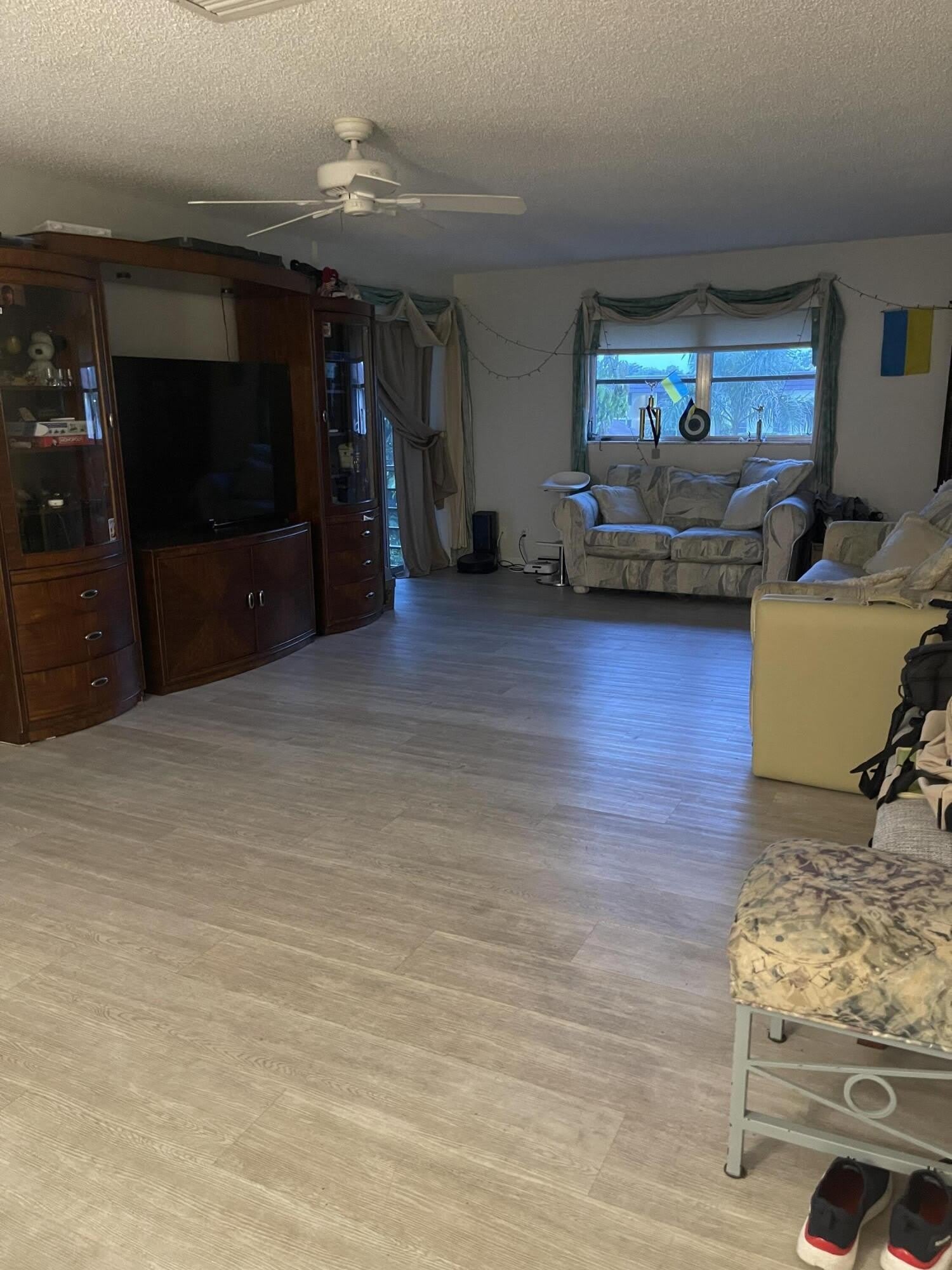 22735 SW 66th Avenue – photo 5