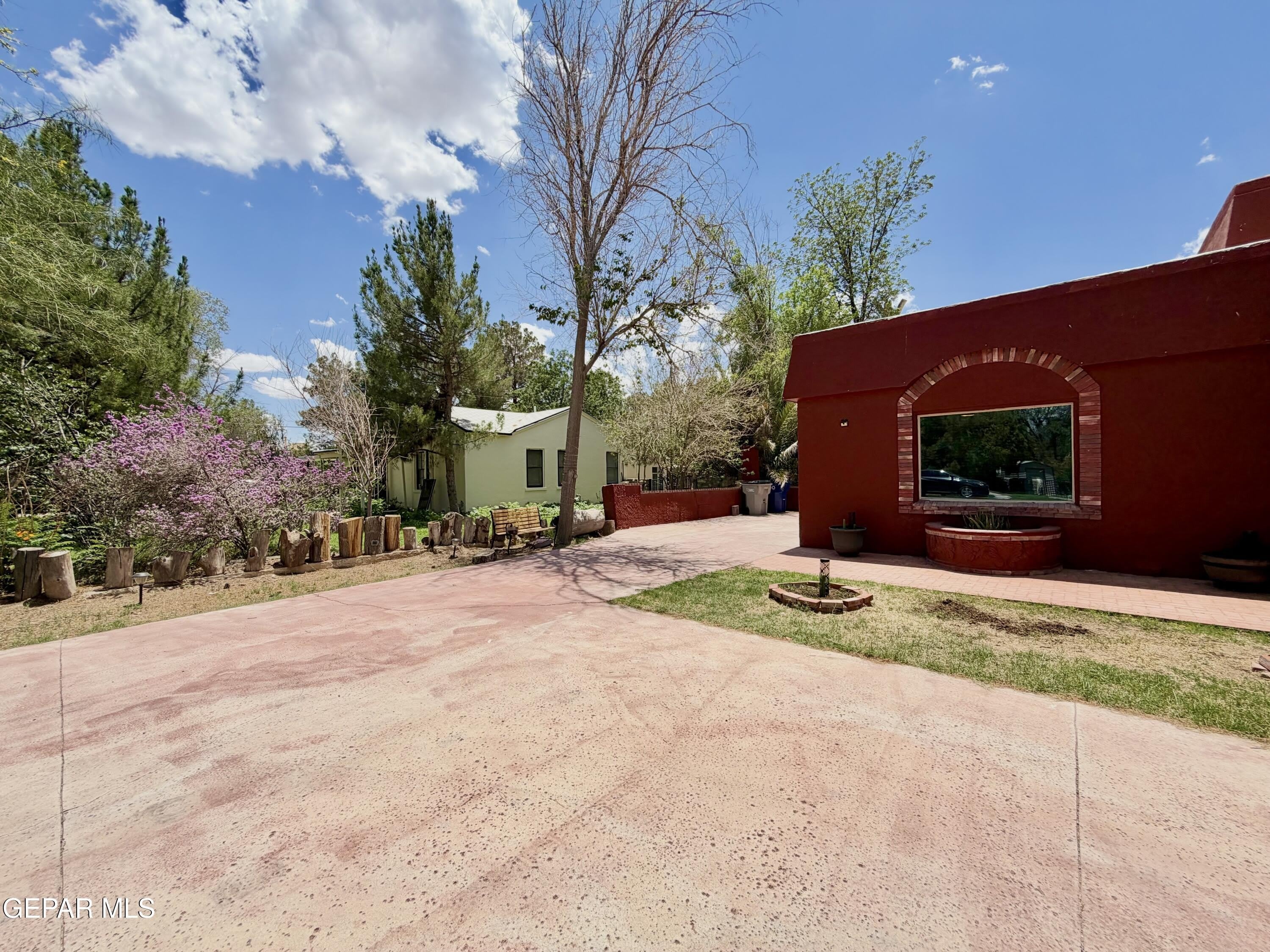 7404 Franklin Drive – photo 4