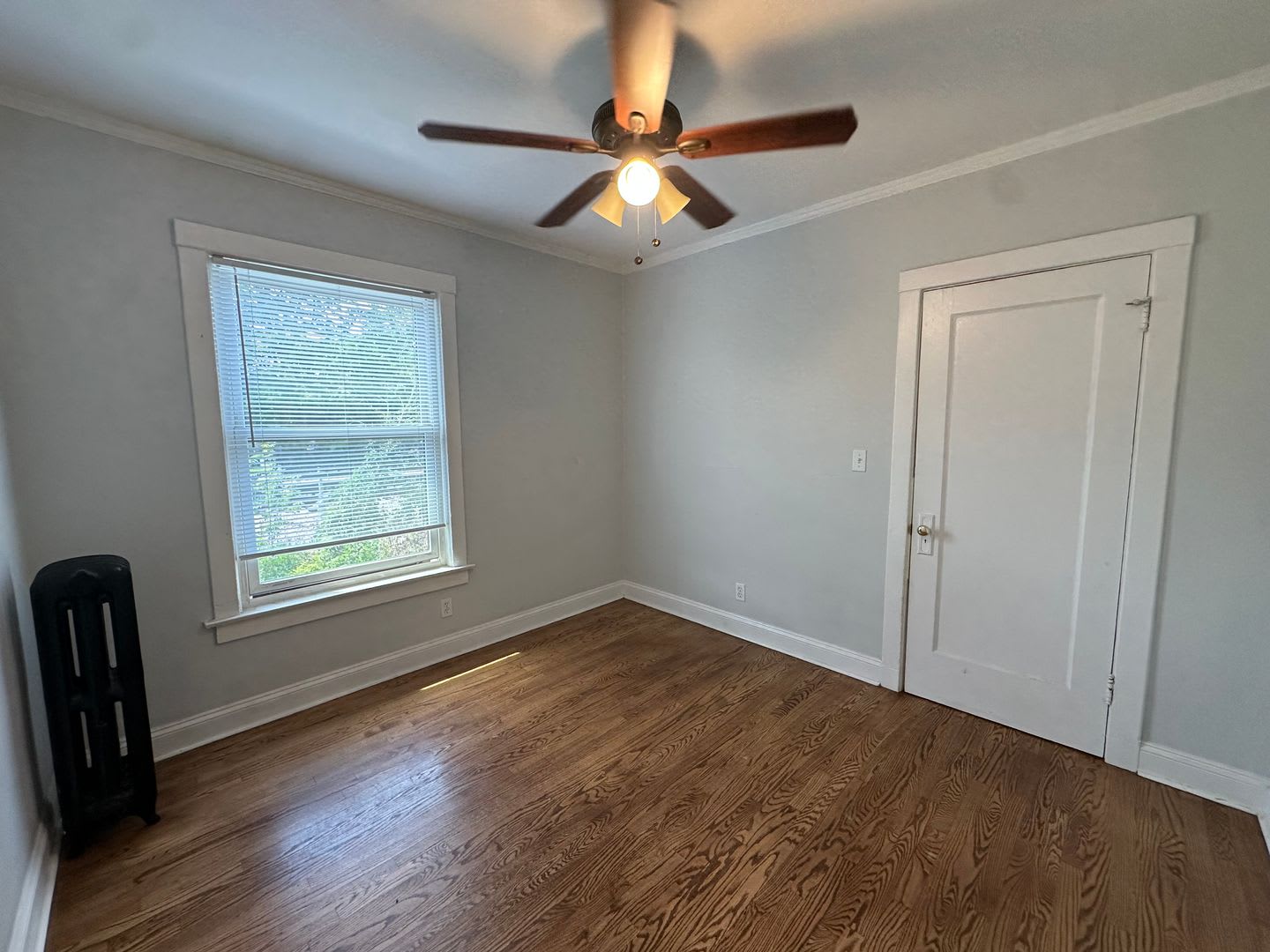 7033 N Glenwood Ave – photo 3