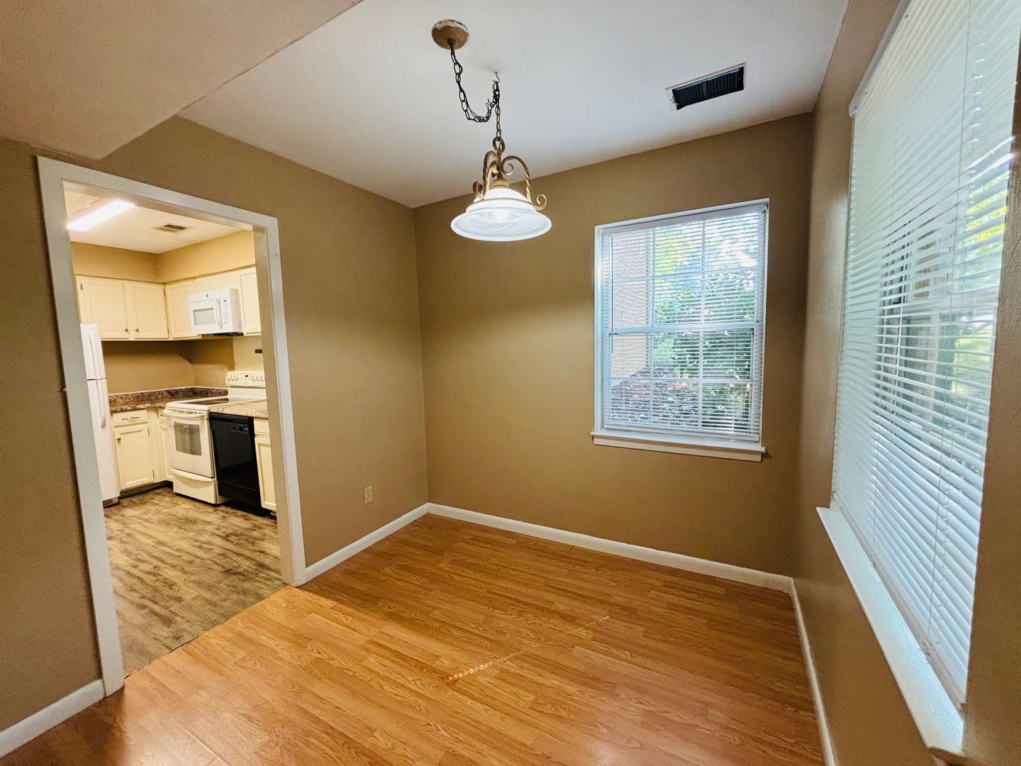436 Marlington Street – photo 4