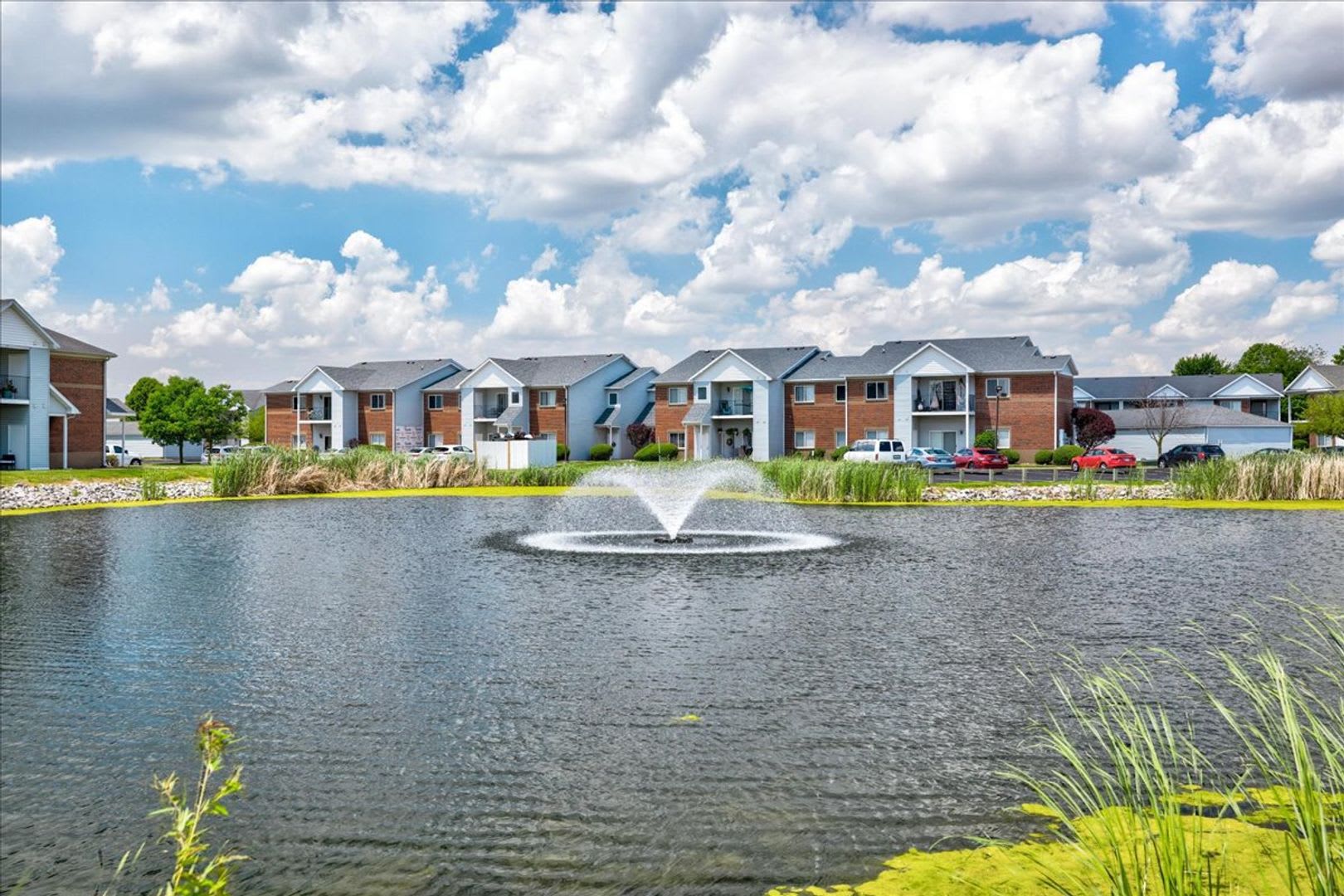 Cross Pointe Business Park Walking Distance To Costco 2 Bedroom Apartment Promenade Development District – photo 2