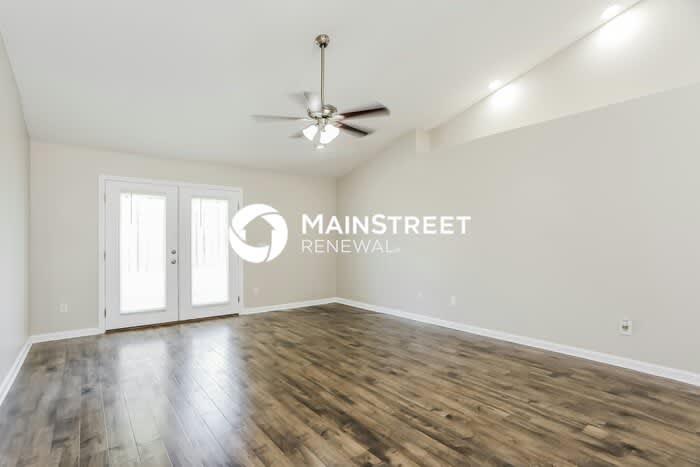 12133 Versailles Street – photo 3