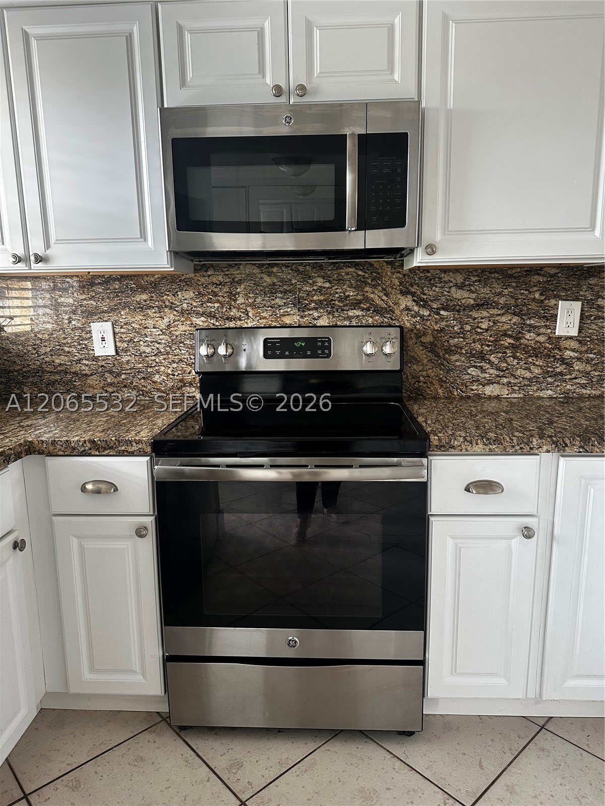 8305 Sunrise Lakes Blvd – photo 5