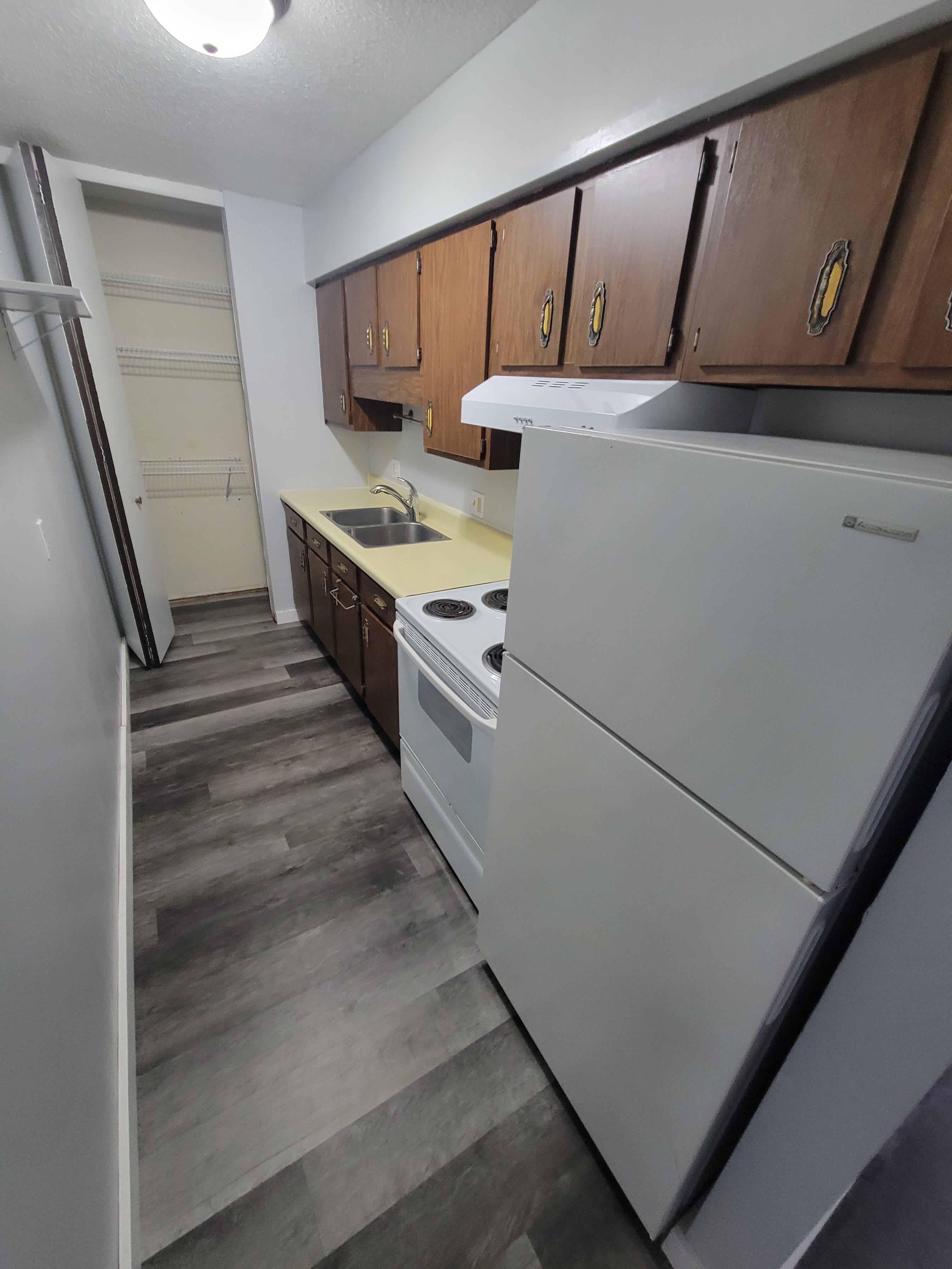1017 St Anne St – photo 4