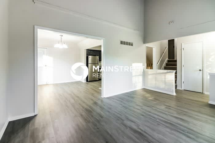 8214 166th Street – photo 3