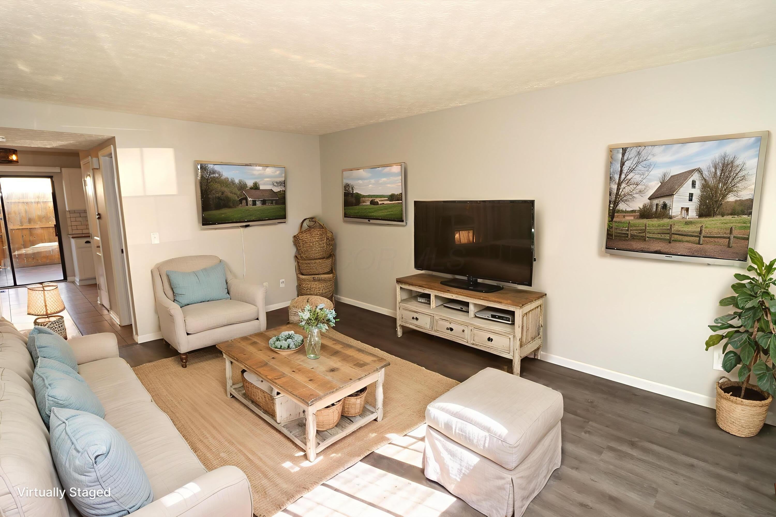 8176 Rochester Way – photo 2