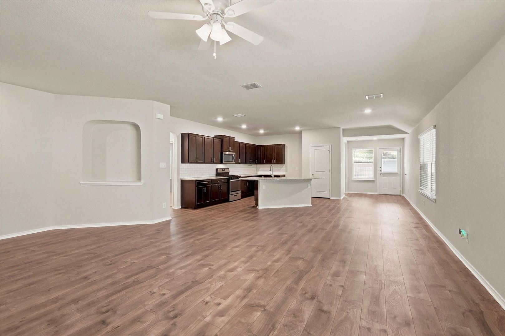 Beautiful Bulverde Home in Comal ISD – Move-In Ready! – photo 4