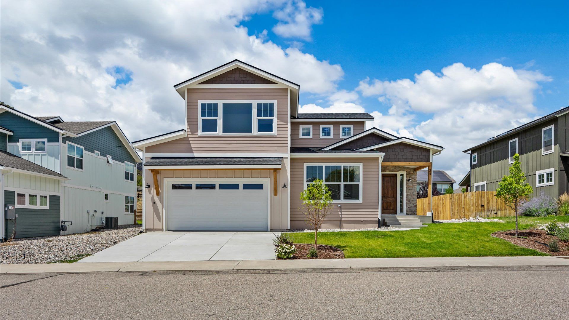 Spacious 4 Bedroom Home With Over 3 100 Sq Ft – photo 4