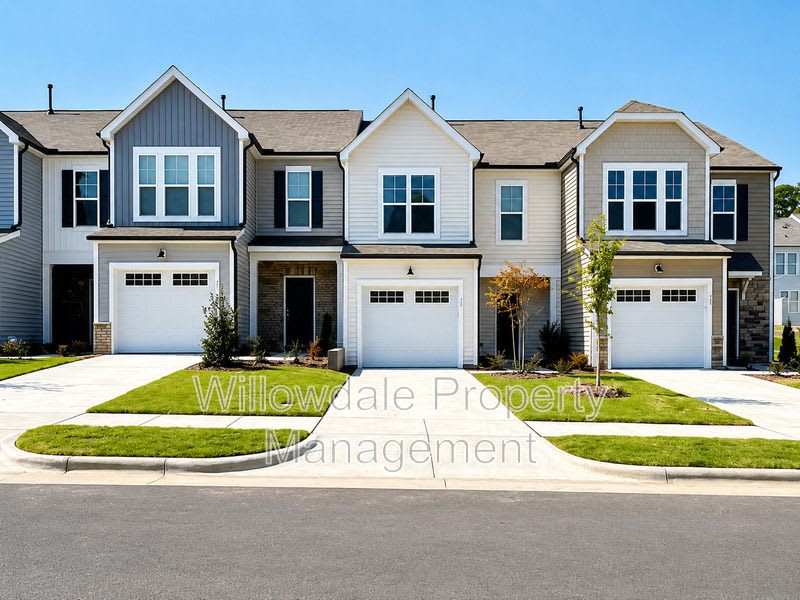 125 Woodford Reserve Ct – photo 1