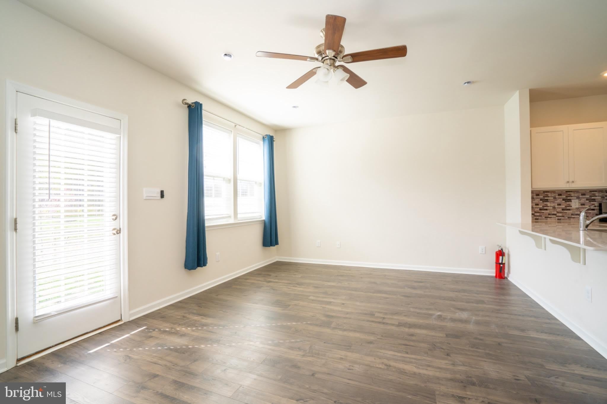 172 MAZZEO Drive – photo 4