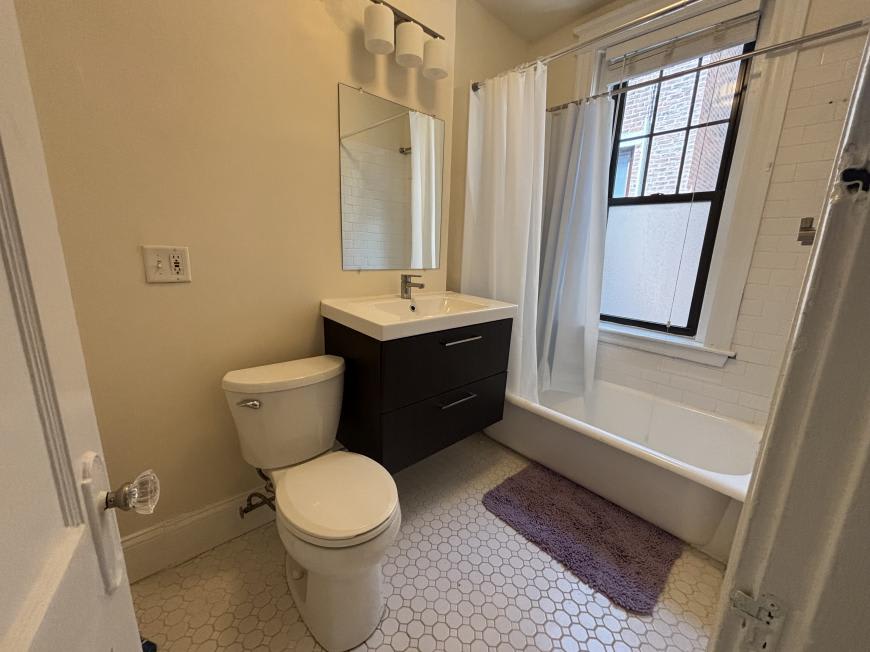 60 Queensberry St – photo 5