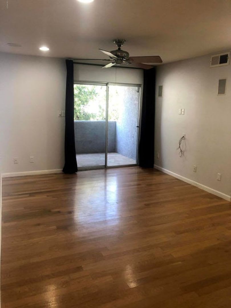Welcome to this charming condo in excellent location! – photo 5