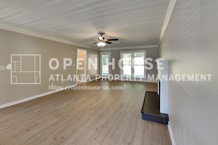 2610 Loring Road Northwest – photo 3