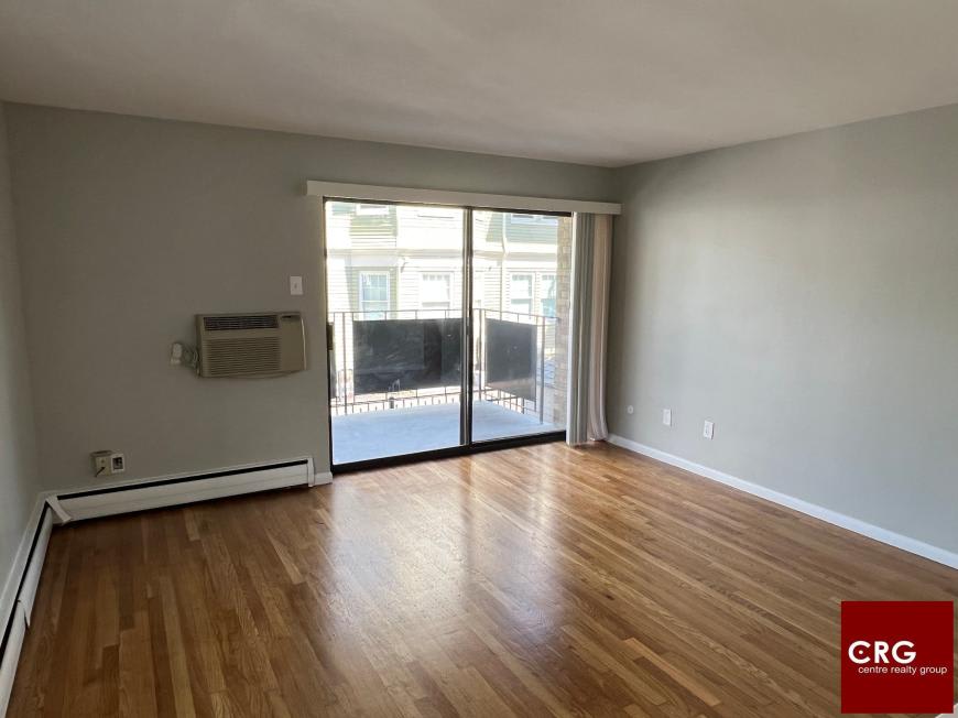 15 Leicester St. – photo 5