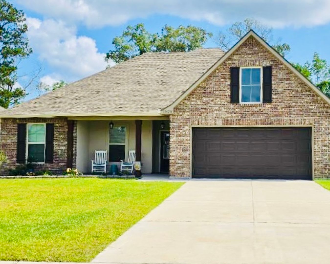 Spacious 4 Bedroom 2 Bathroom Home Located In Denham Springs – photo 1