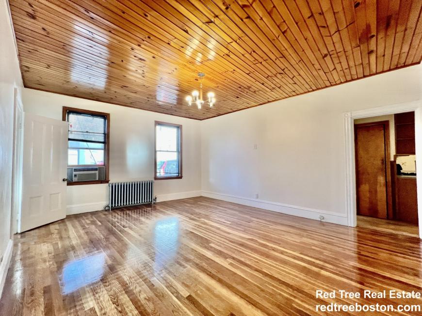234 Cypress St. – photo 2