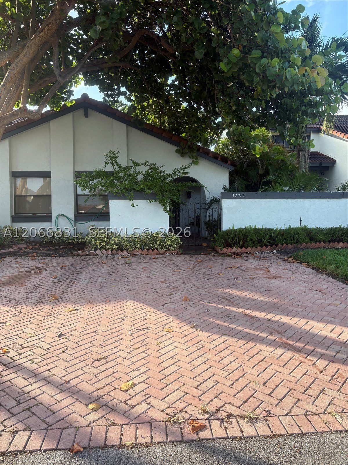 17919 NW 66th Ct – photo 2