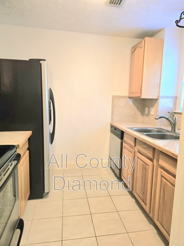 1913 Laurel Ave – photo 4