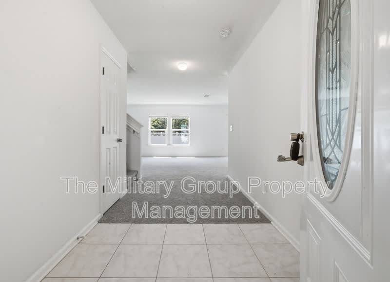 391 Hepburn Rd – photo 3