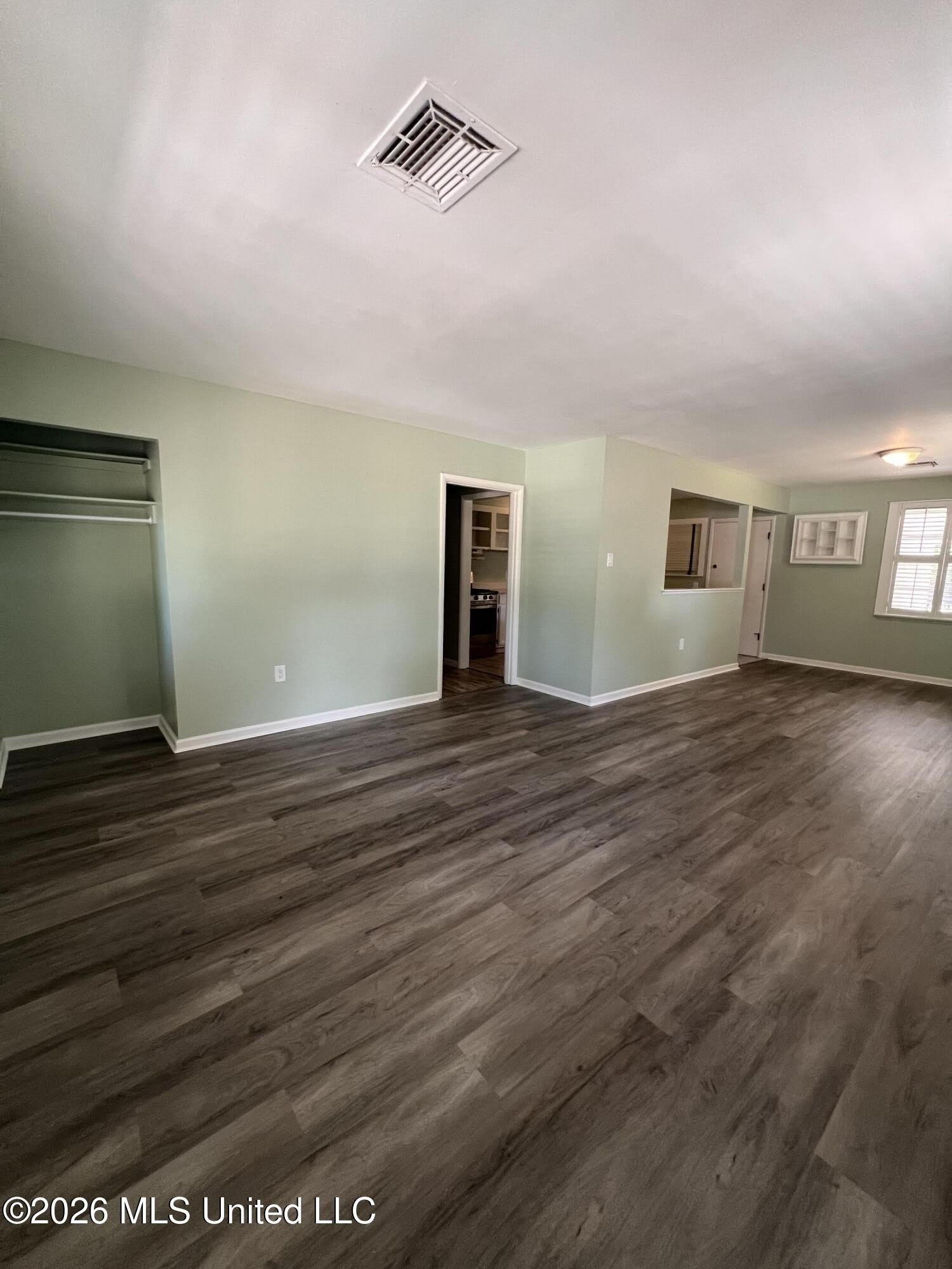 802 Augustine Drive – photo 4