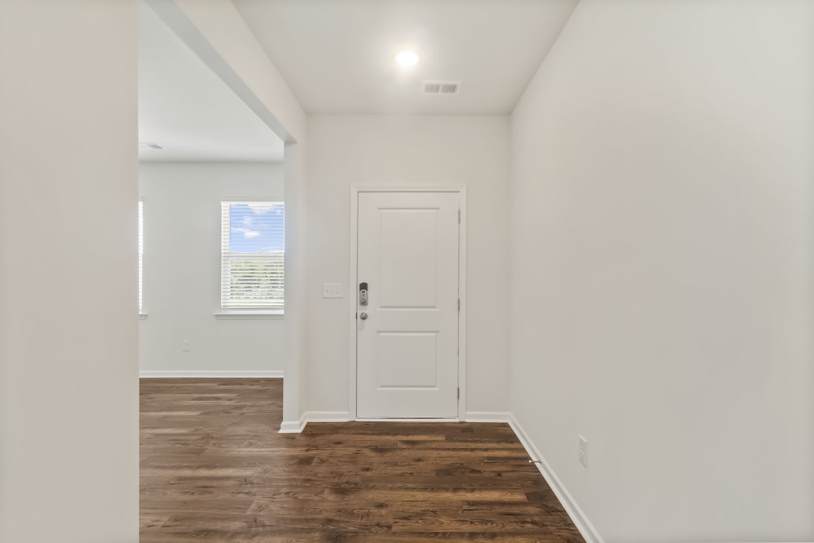 NEWLY BUILT 4 BEDROOM HOME IN HALTON OAKS WITH RESORT STYLE AMENITIES – photo 4
