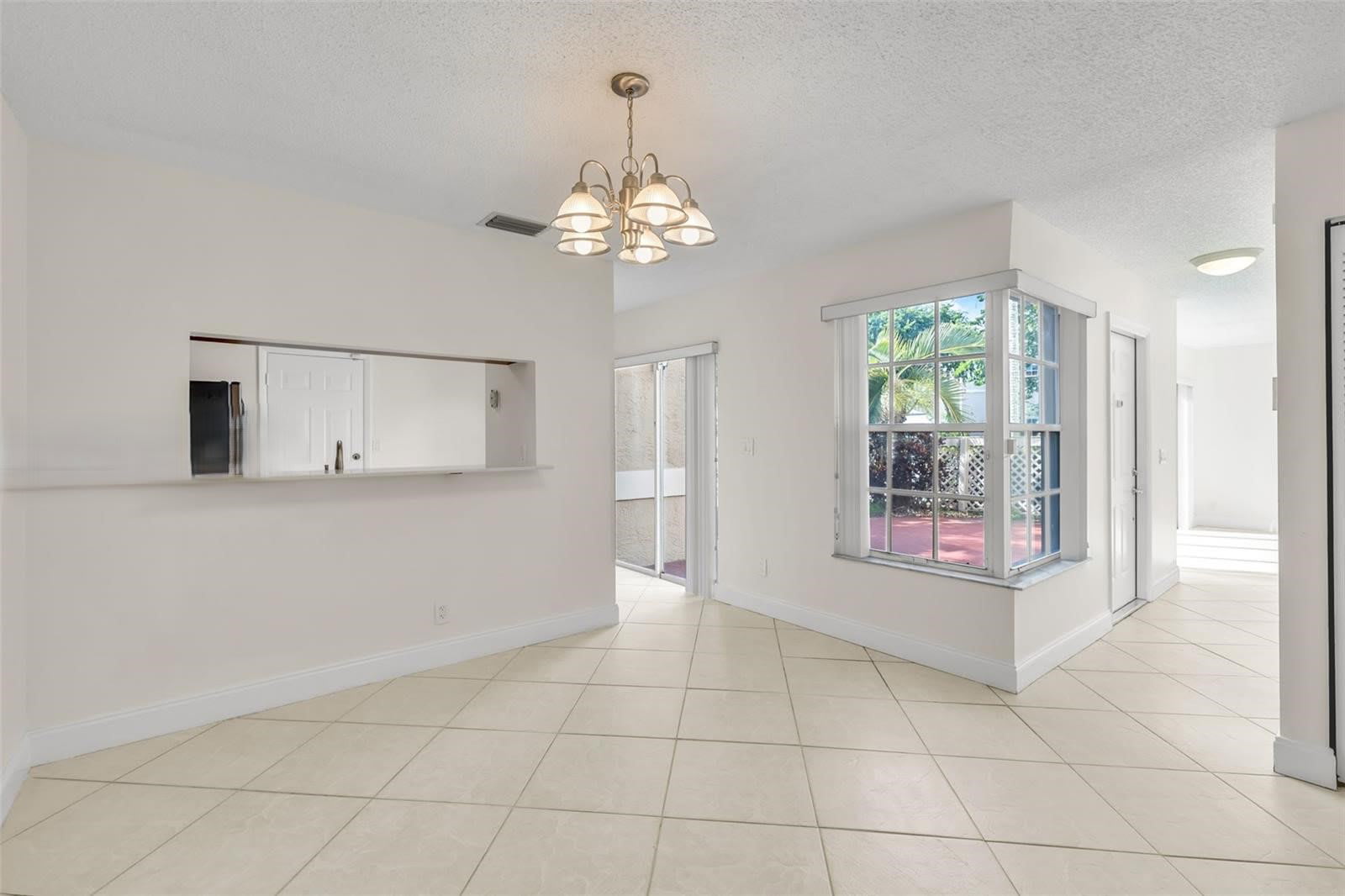 11163 Chandler Drive – photo 5