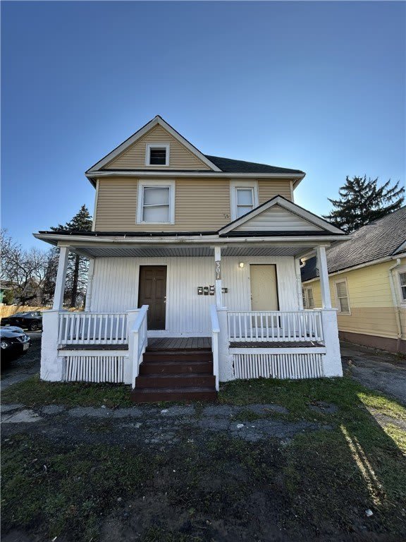 301 Weaver Street – photo 1