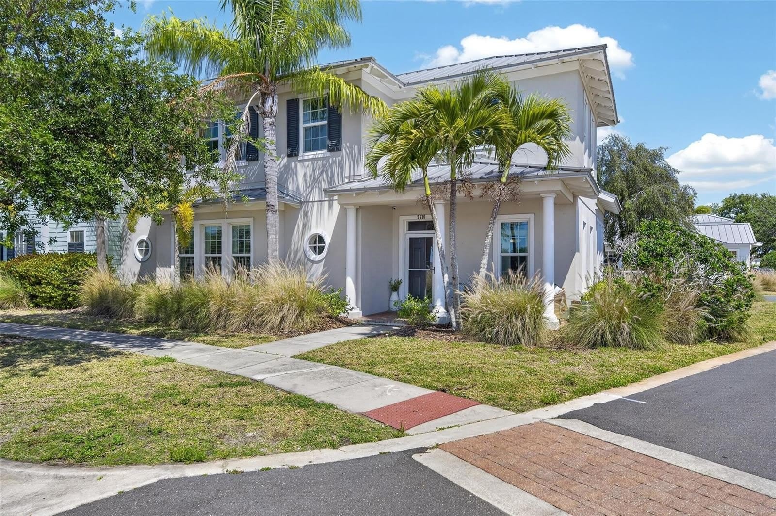 5536 LUMINAR POINTE Lane – photo 1
