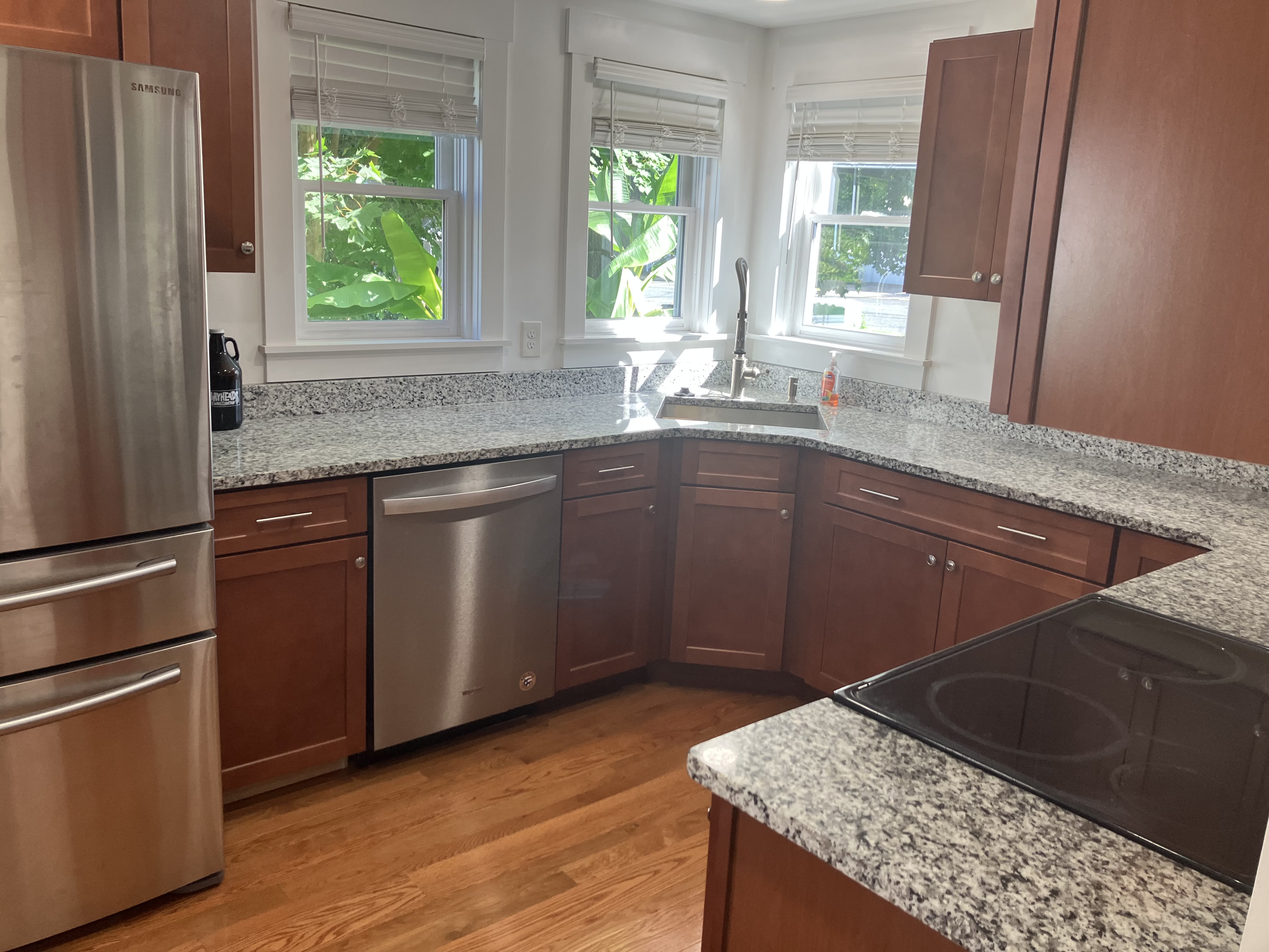 222 Charles St – photo 2