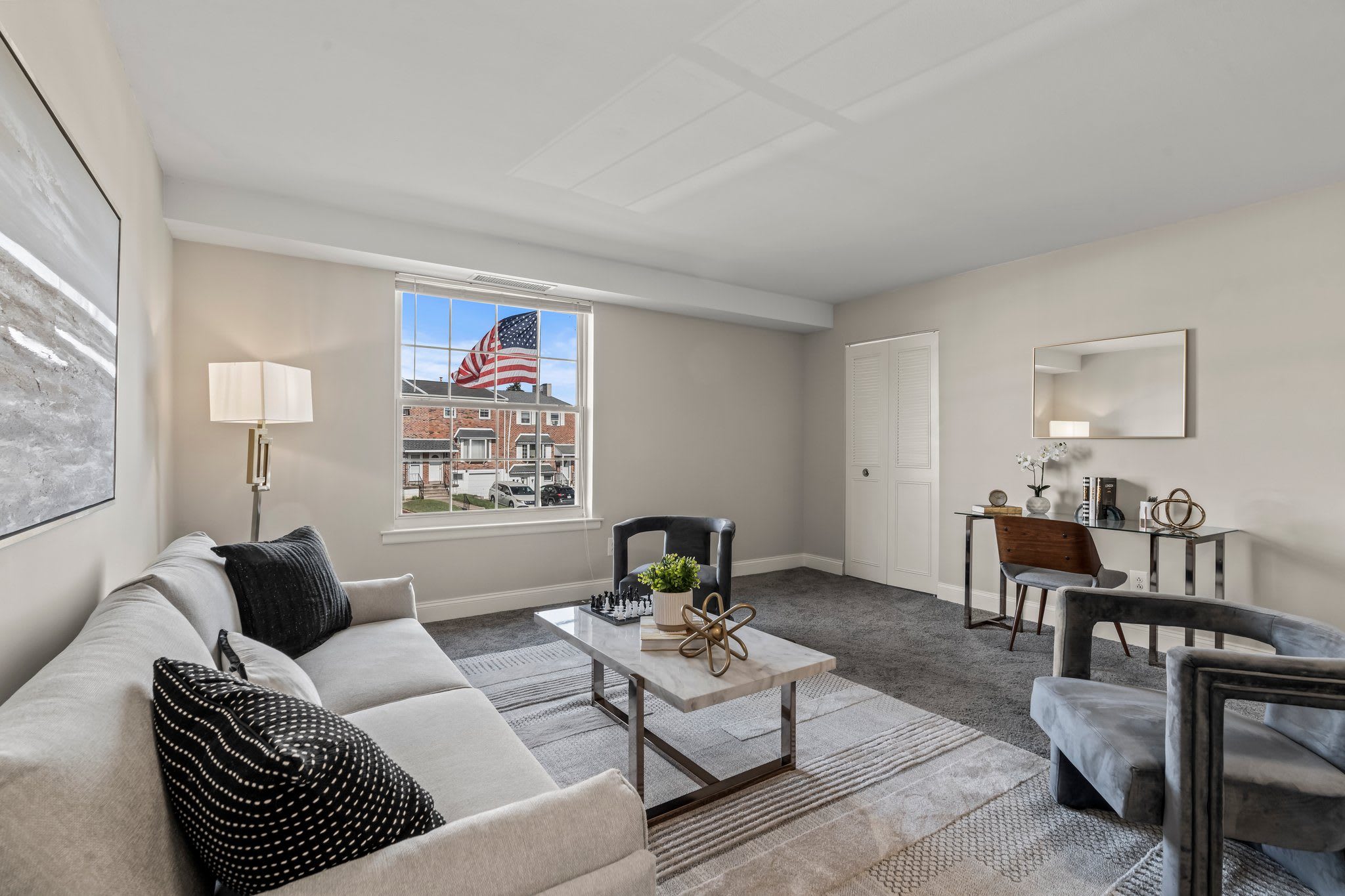 Rushwood Apartments – photo 2