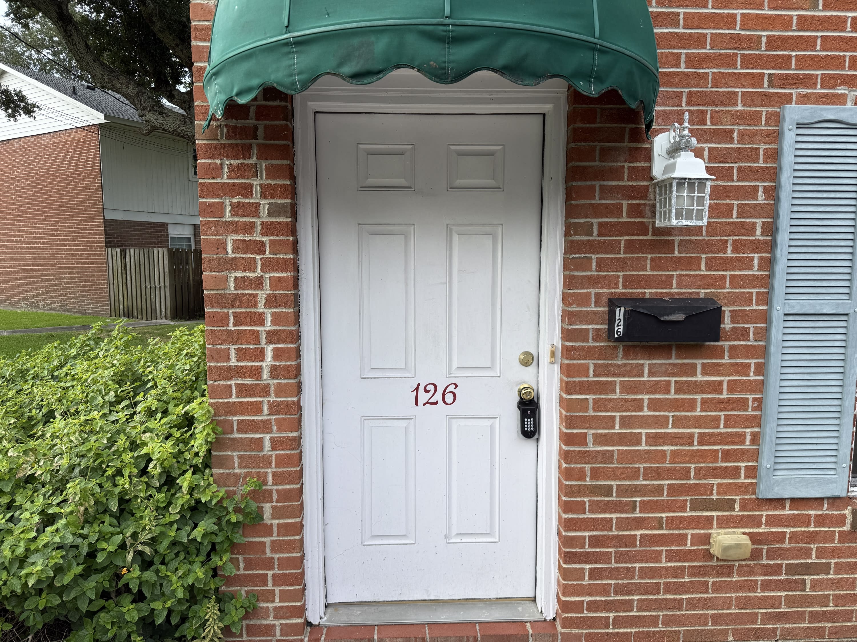 126 Short Street – photo 1
