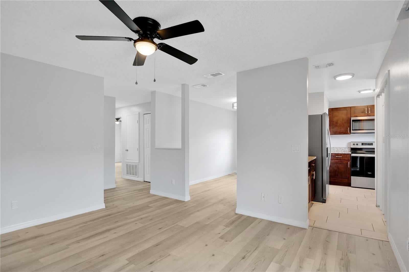 4100 PERSHING POINTE Place – photo 5