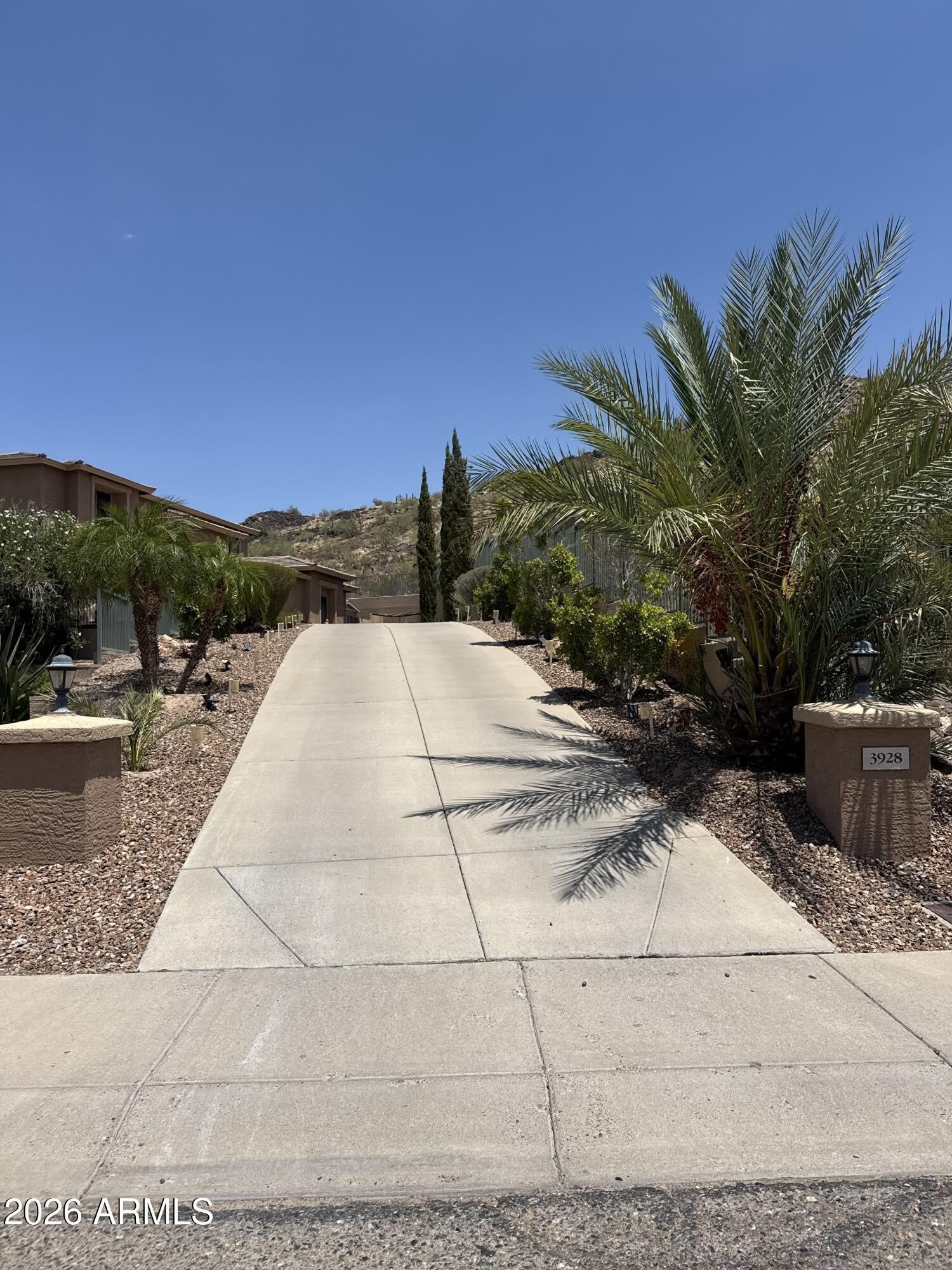 3928 W RANGE MULE Drive – photo 5