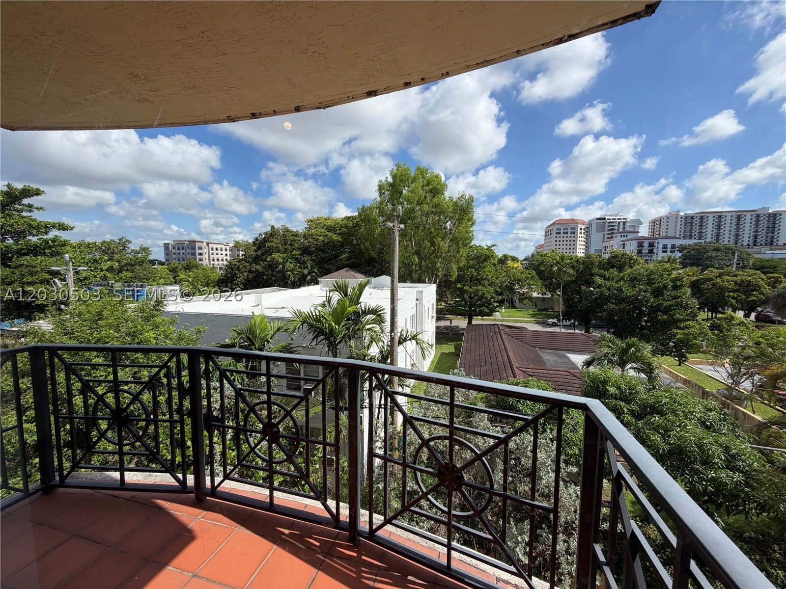 101 Sidonia Ave – photo 5